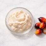 Palm yağı ve Elaeis guineensis meyve salkımı — turuncu-kırmızı yağ